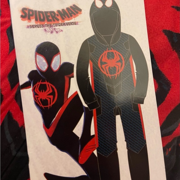 Boy’s Marvel Spider-man: Miles Morales Blanket Sleeper NWT 🕷 🕷 🕷 🕷 🕷 🕷 - Picture 5 of 5